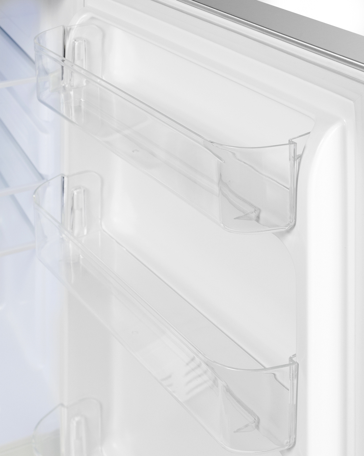 Built-in undercounter ADA compliant residential all-refrigerator with SS cabinet and door and vertical handle with door storage and automatic defrost operation